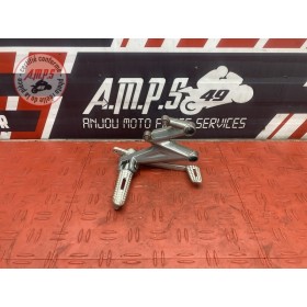 Platine repose pied droite 