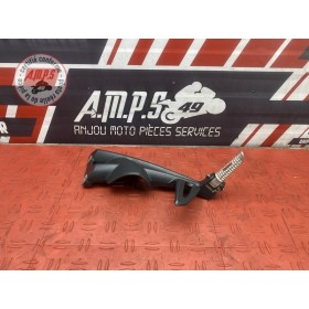 Platine repose pied passager droite 