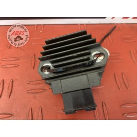 Regulateur de tension 