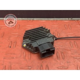 Regulateur de tension 