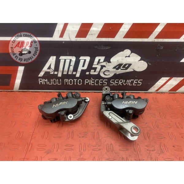 Paire d'étrier de frein avant Honda CBR 1100 XX Super Blackbird 1997 à 1998 