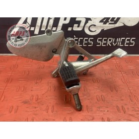 Platine repose pied droite Honda CBR 1100 XX Super Blackbird 1997 à 1998 