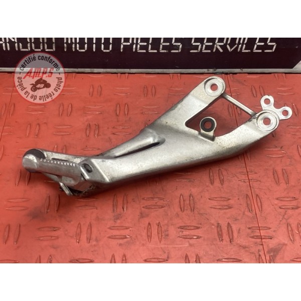 Platine repose pied passager droite Honda CBR 1100 XX Super Blackbird 1997 à 1998 