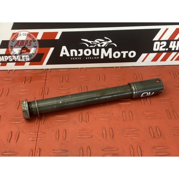 Axe de roue avant 