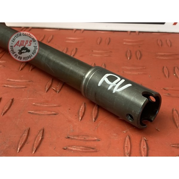 Axe de roue avant 