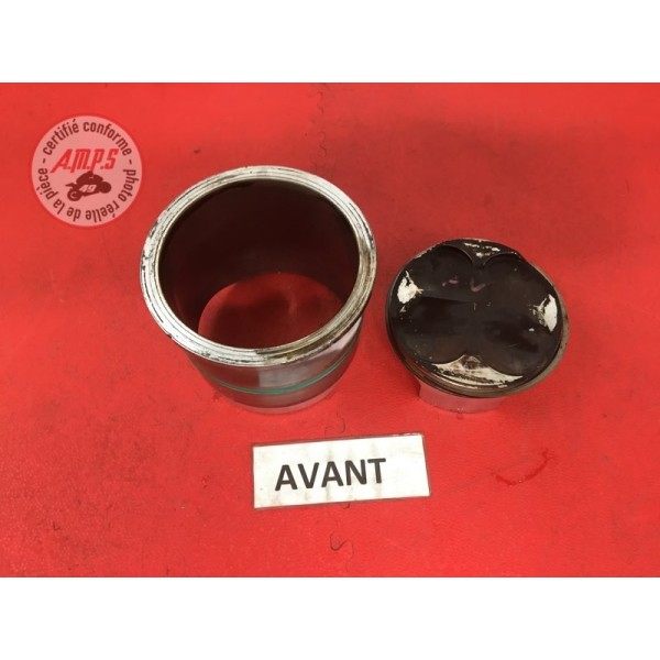 Cylindre piston avant119913CW-535-KPH3-D01126159used