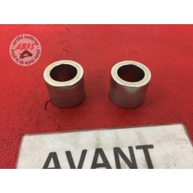 Entretoise d'axe de roue arriere Triumph 1050 Speed Triple 2011 à 2015