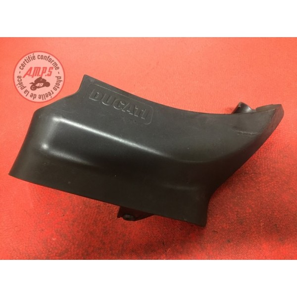 Protection plastique droite95918EE-589-LWH3-C11136969used
