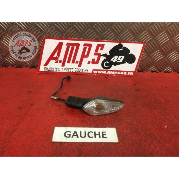 Clignotants arriere gauvhe MULTI120010AR-303-NGH3-E0114045used