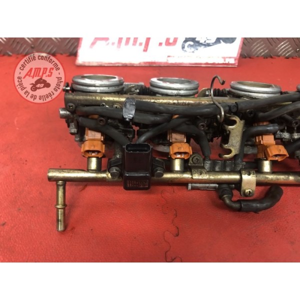 Rampe d'injection Yamaha FJR 1300 2001 à 2005 5VS