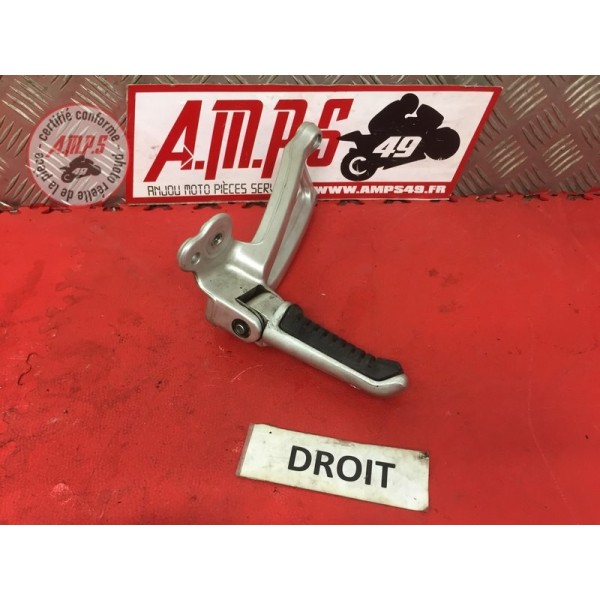 Platine repose pied passager droiteST3505AR-169-MWH7-Z21146631used