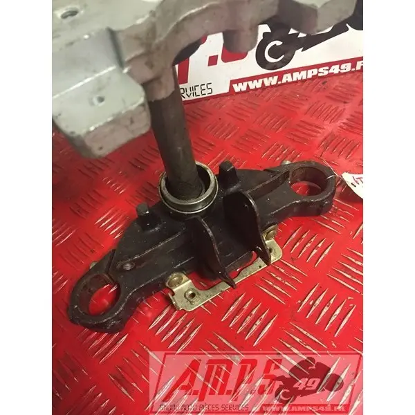 T de fourche inférieur et supérieur GT 125 hyos Ung- pièce moto occasion