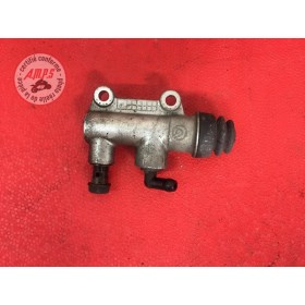 Maitre cylindre de frein arriere74904BG-303-YCH6-Z41149647used