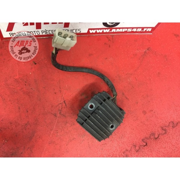 Regulateur de tensionFZS6001AW-195-XQ1152159used