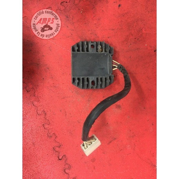 Regulateur de tensionFZS6001AW-195-XQ1152159used