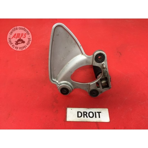 Platine repose pied droiteGSXF75098CR-961-CMB6-A11154267used