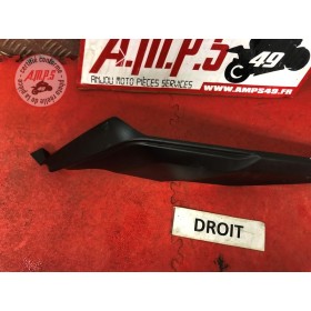 Cache sous reservoir droit Triumph 660 Street Triple S 2020 à 2022