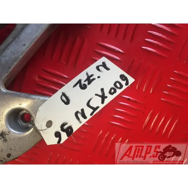 Platine repose pied droite XJN 600 Diversion- pièce moto occasion