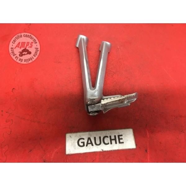 Platine repose pied passager gaucheGSXR75006AT-386-FGH6-A41192975used