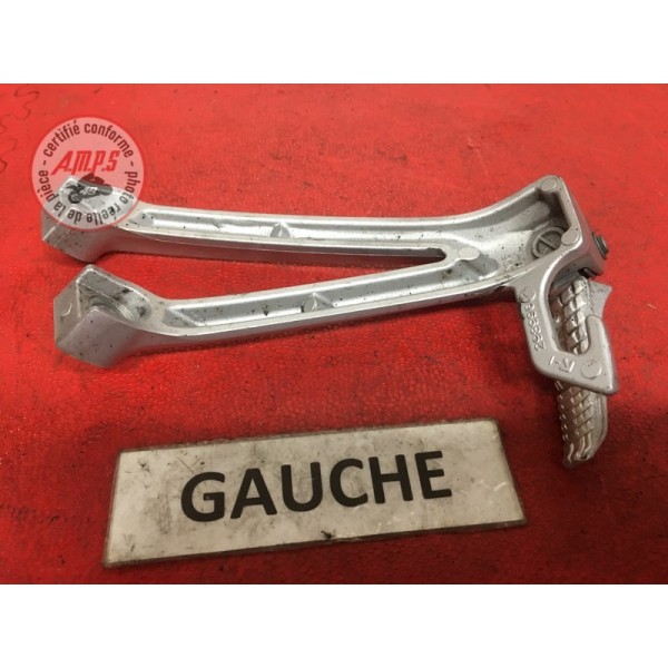 Platine repose pied passager gaucheGSXR75006AT-386-FGH6-A41192975used