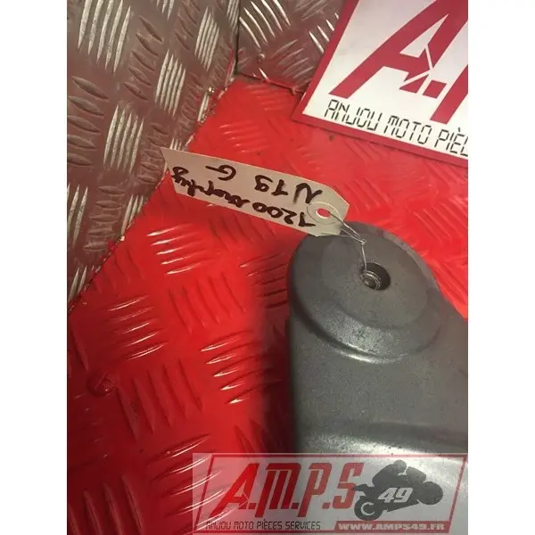 Platine repose pied gauche 1200 Trophy- pièce moto occasion