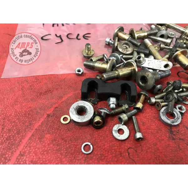 Kit de vis partie cycleM100003BH-724-NBH1-E31194579used