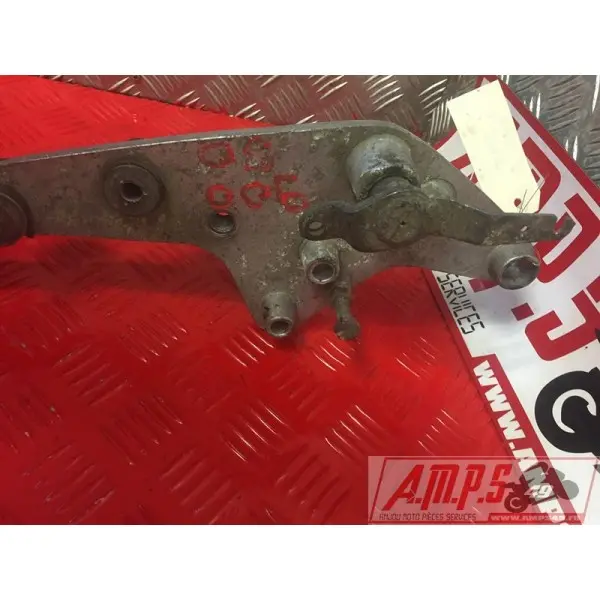 Platine repose pied droite 900 Bol d'or- pièce moto occasion