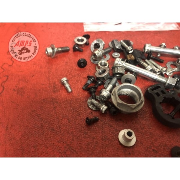 Kit de vis partie cycleSFV222GG-514-DRH1-D41196357used