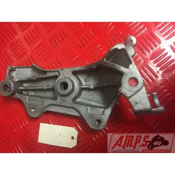 Platine repose pied droit CB 600 F / Hornet- pièce moto occasion