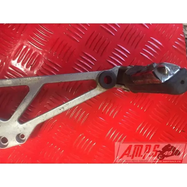 Platine repose pied droite VF 1000- pièce moto occasion
