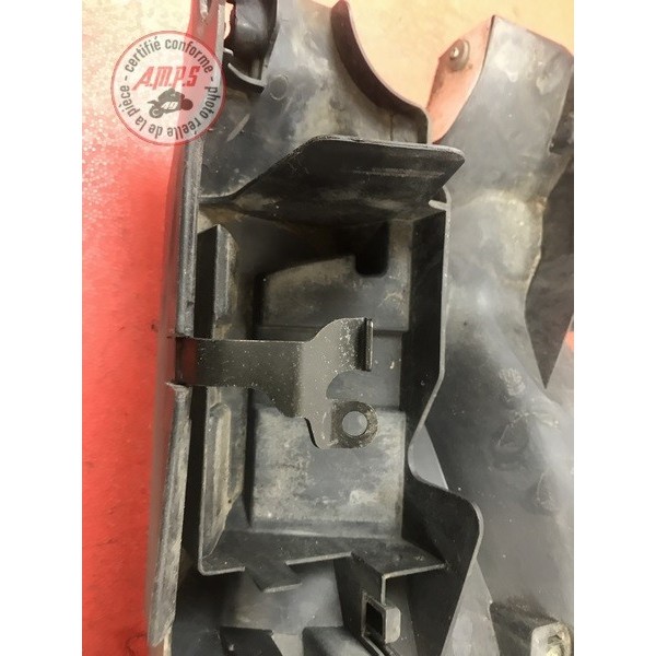 Passage de roue + bac à batterieVFR80002AH-301-KBH6-D41202661used