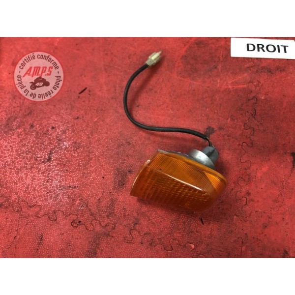 Clignotant arriere droitZZR1100091CN-634-JEB7-Z41226189used