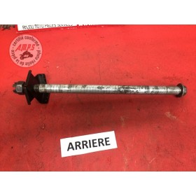 Axe de roue arriere