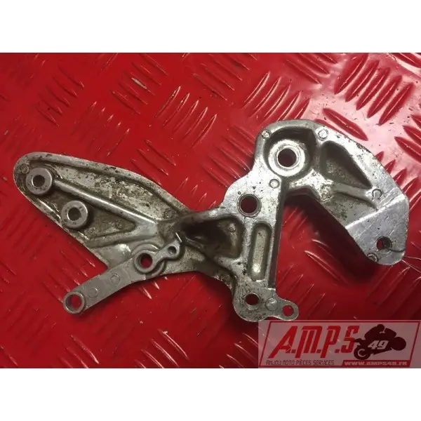 Platine repose pied passager droite 125 RS- pièce moto occasion