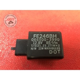 Relais 2 Yamaha R6 1999 à 2002 5EB - pièce moto