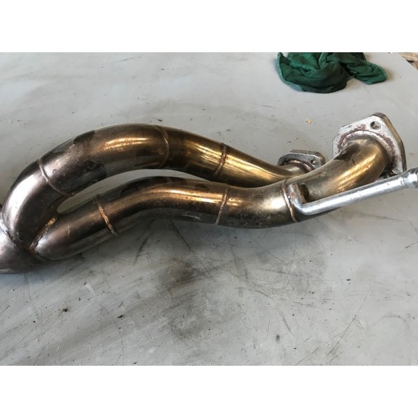 Tube d echappement adaptableVOITLEONROUGELOT:B1147965used