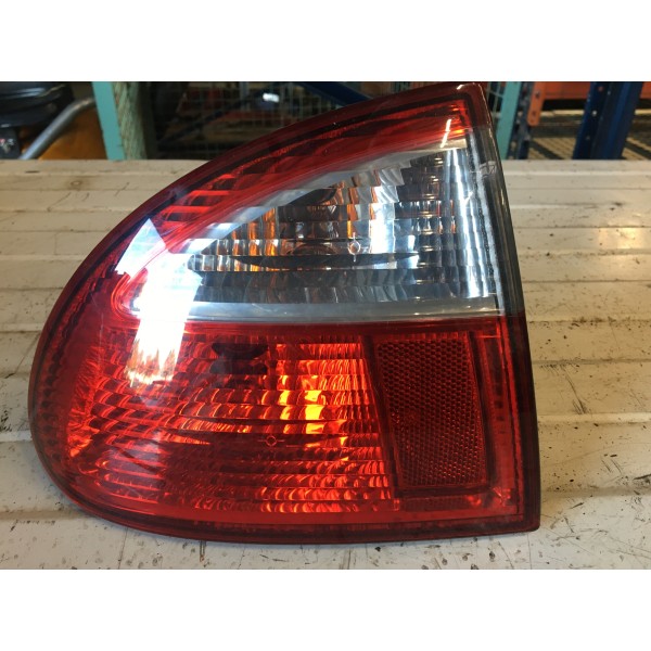 Clignotant arrière gaucheVOITLEONNOIRLOT:E1147753used