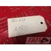 Support d'étrier de frein arriere 750 GSX- pièce moto occasion