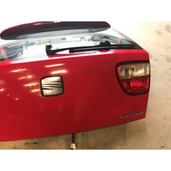 Hayon de coffreVOITLEONROUGELOT:B1147899used