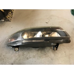Optique de phare avant droit 2VOITLEONROUGELOT:B1148019used