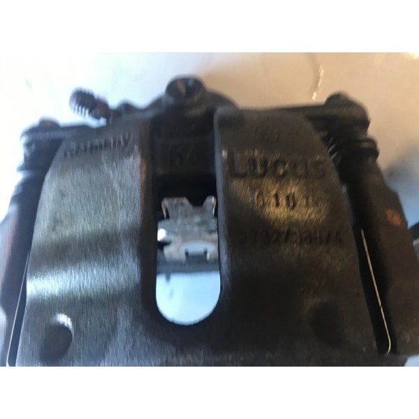 Etrier de frein avantVOITPOLOBLEULOT:A1148177used