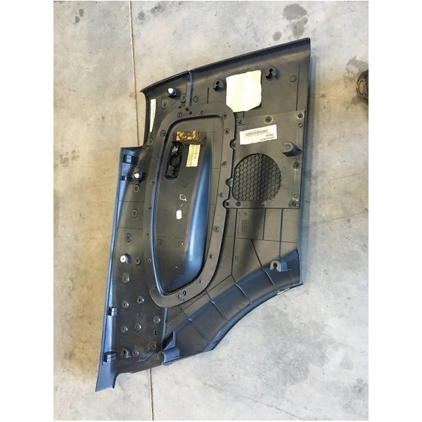 Garniture de porte arriere droitVOITIBIZANOIRLOT:D1147411used