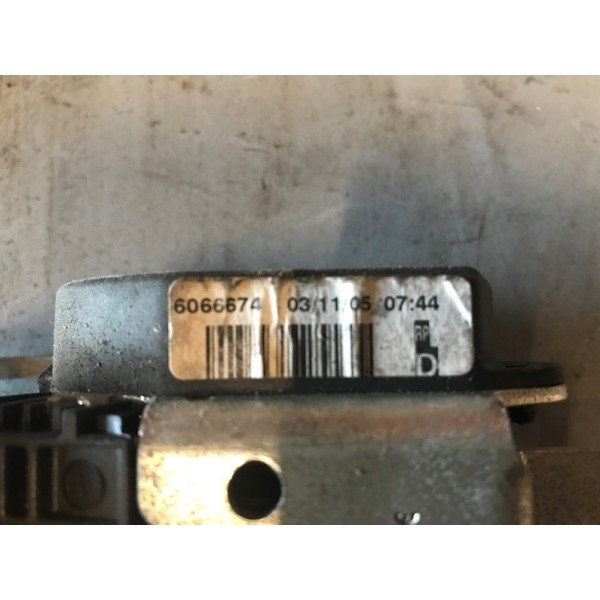 Pretensionneur de ceinture 3VOITIBIZANOIRLOT:D1147547used