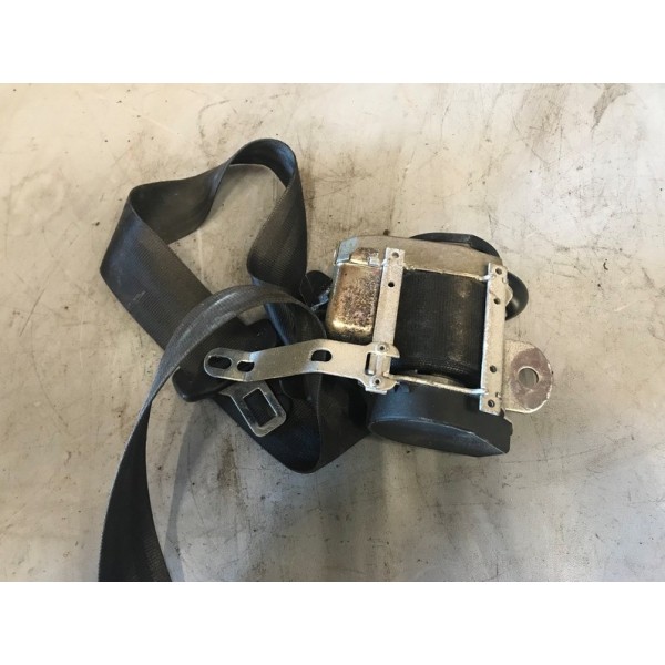 Pretensionneur de ceinture 3VOITIBIZANOIRLOT:D1147547used