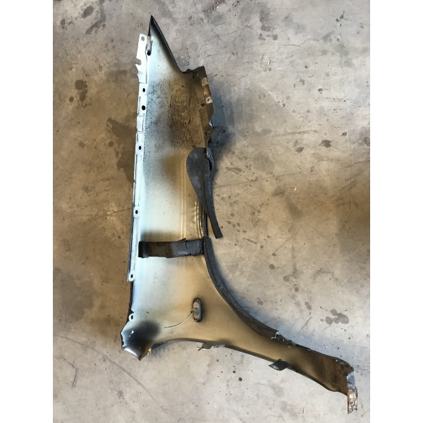 Aile avant gaucheVOITLEONNOIRLOT:E1147693used