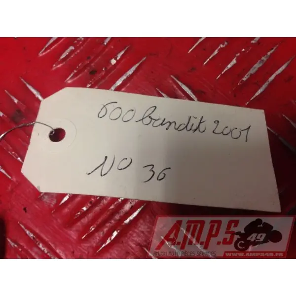 Suport d'étrier de frein arrière 600 Bandit 01 02 03 04- pièce moto occasion