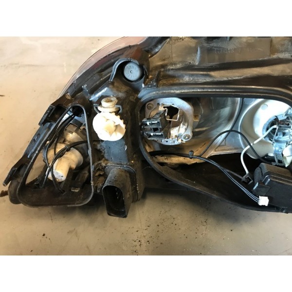 Optique de phare avant gaucheVOITIBIZANOIRLOT11147159used