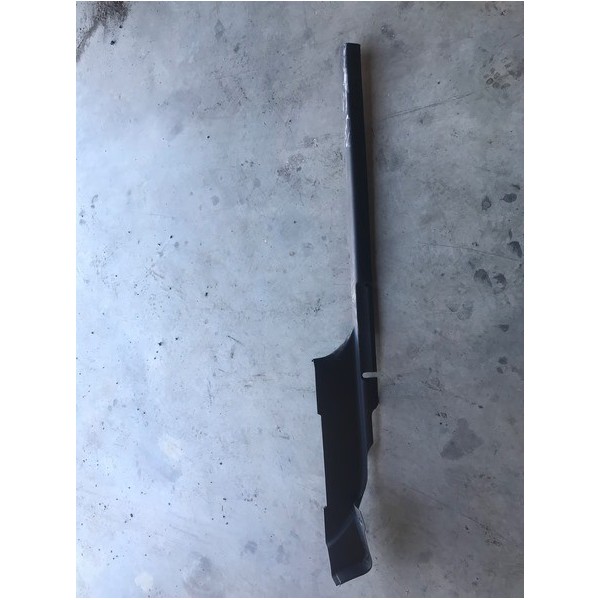 Cache plastique entree de porte gaucheVOITIBIZANOIRLOT:D1147391used