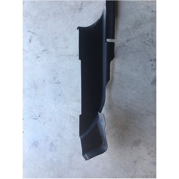 Cache plastique entree de porte gaucheVOITIBIZANOIRLOT:D1147391used