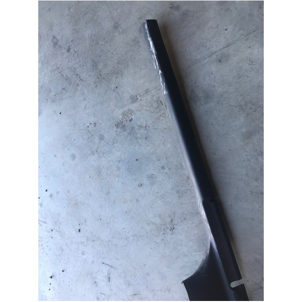 Cache plastique entree de porte gaucheVOITIBIZANOIRLOT:D1147391used